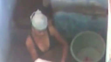 Neighbor Tamil girl voyeur video captured from second floor while she dress up