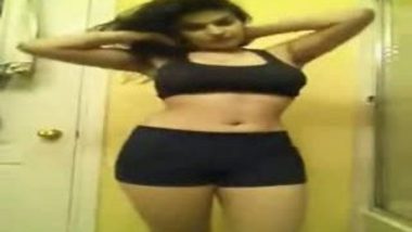 Indian porn mms clip of gorgeous busty girl exposed herself on cam