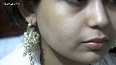 Paki Sara Khan Sex Scandal