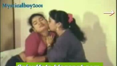 andhra hyderabad aunties doing lesbian masa