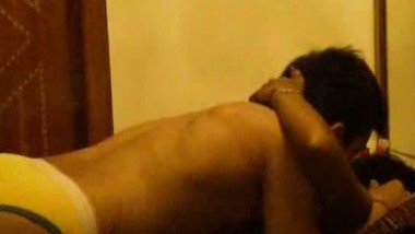 Deshi Air Hostess girl Fucking with Lover at Hotel Mms