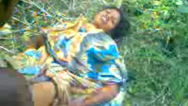 Forest adivasi man fucks mature lady