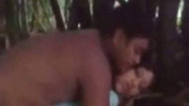 Outdoor sex mms of village girl fucked by lover