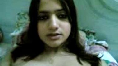Chandigarh girlfriend masturbates while lover records her