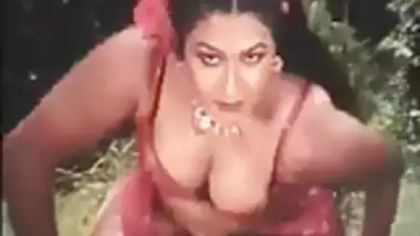 380px x 214px - Sexy figured desi babe ki fully naked show indian tube porno