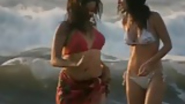 Indian actress wet transparent nipple show