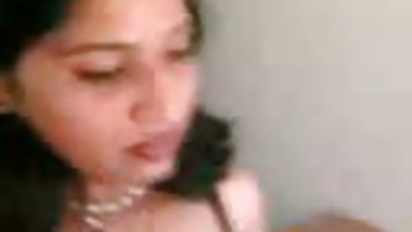 Hot Indian desi vabi exposed (foreplay, recorded in hotel) 