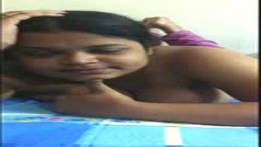 Mallu big boobs girl goes topless on selfie cam
