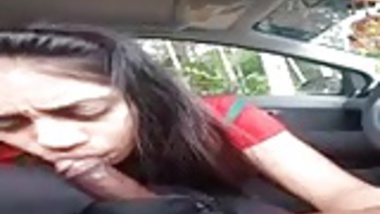 22 she love to suck cock in car very hot