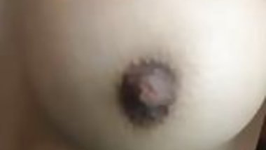 Desi NRI Slut Deepti showing her beautiful nipples & Pussy