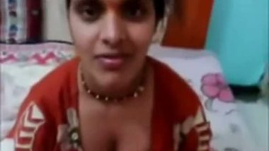 Madwadi village bhabhi’s sex with her neighbor