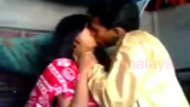 Indian threesome sex clip with his wife and her sister