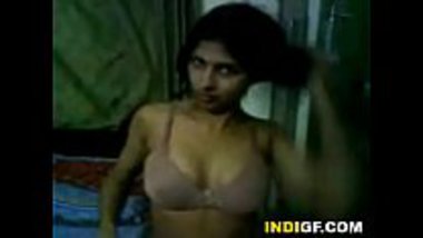 Sexy Bangladesh girl showing her nude body to her uncle