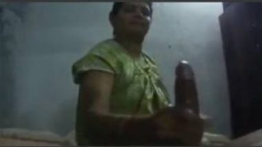 Telugu Aunty Giving Hot Oiled Dick Massage