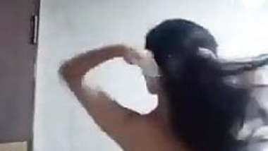 Indian girl boobs show for fun