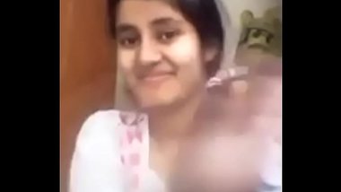 ( www.camstube.cf ) - Cute Indian girls shows her boobs at webcam - www.camstube.cf
