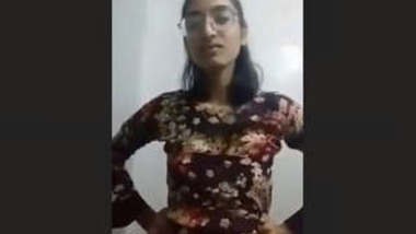 Bangladeshi Girl Showing Her Tits On Video Call