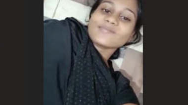 Cute Bangladeshi Girlfriend video leak