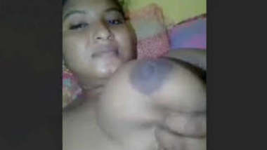 Sexy Bangladeshi Girl Showing Boobs With Clear Talk