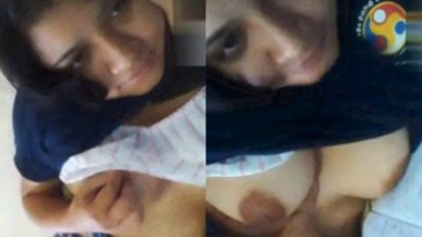 Beautiful Assame Gf Showing On Video Call