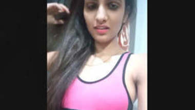 Desi Hot Babe Small clips merged