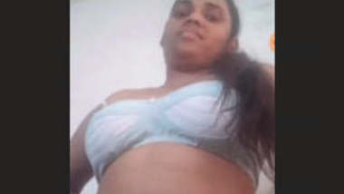 Hot Desi Indian maal on VC