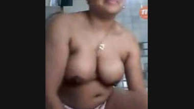 Horny Bangladeshi Girl Nude On Video Call
