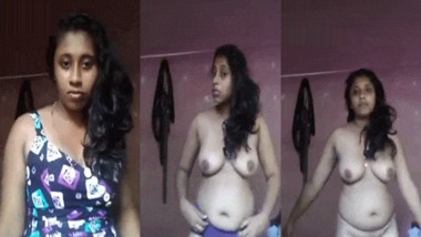 Busty south Indian girl striptease video