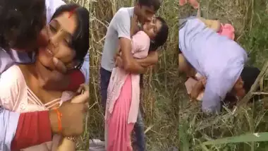 Village Mobikama Sex Clip - Village bhabhi outdoor sex video shared online indian tube porno