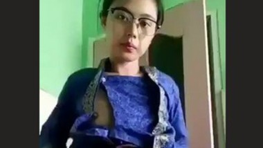 Hot Unmarried Bhabi Masturbating