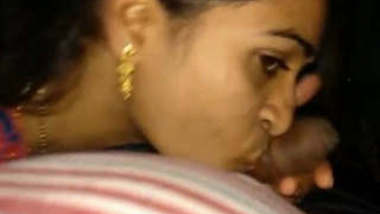 Sexy Telugu couple Blowjob and Pussy Fingering