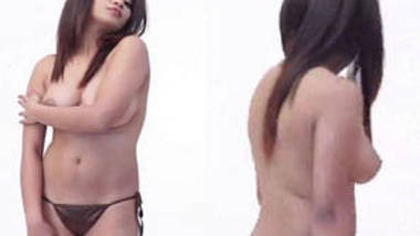 Desi Nude Model Sania Photo shoot Tits visible