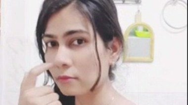 Bathroom full nude video of Indian bhabhi