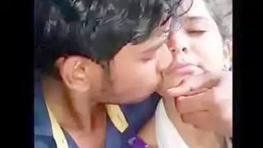 Hd Sixbf Bdo - Desi village lover kissing sen indian tube porno