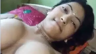 Bubbly Sex Video From Bangladesh - Sexy bubbly desi nude capture video indian tube porno