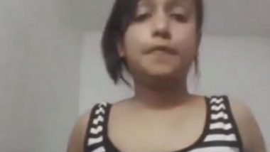 Indian teen removing clothes video