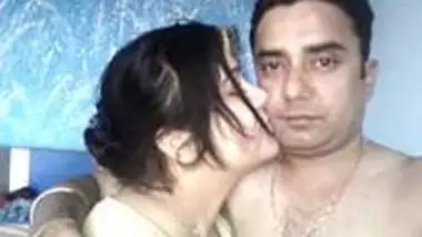 desi couples hot boob show
