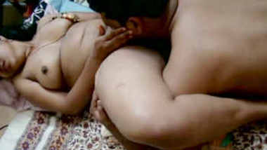 mallu hubby invites friend to lick wifes pussy