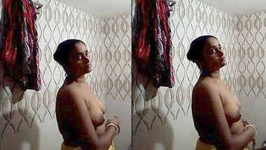 Desi bhabhi nude bathing recording for lover