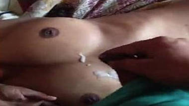 Punjab babe cummed on boobs
