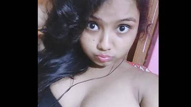 Sexy Preethi Showing Her Boobs For Her Professor