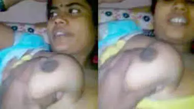 Sexxyhindivideo - Indian wife boob pressing and pussy capture by hubby indian tube porno