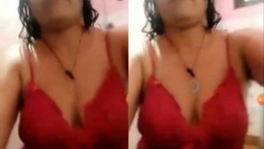 Boudi Showing her Nude Body 3 CLips (Updates)