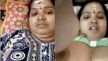 Ympl Sexy New Video - Desi aunty fingring with video call indian tube porno