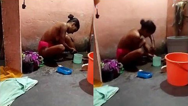 Desi bhabhi topless bathing hubby recording