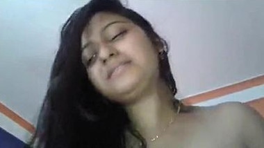 Desi cute babe fucking with lover.