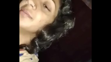 Desi Wife Showing Boobs And Pussy MMS