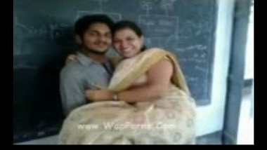 Sexy Telugu Teacher Exposing To Student