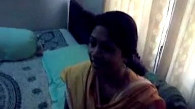 Bengali aunty home sex with husband’s friend caught on cam