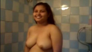 Cute desi bhabhi after shower